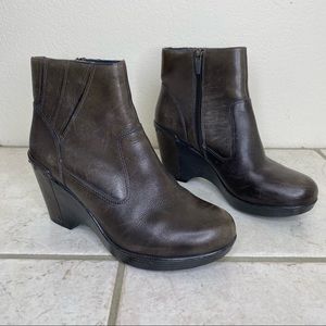 Dansko leather faith wedge heels with zipper size 38